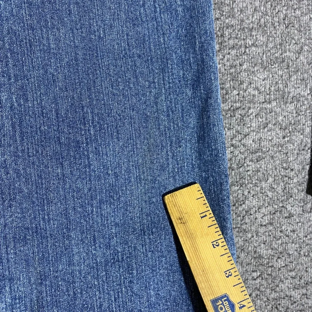 Wrangler Rugged Wear Mens Blue Straight Leg Jeans 34x30 Stretch 31050BI